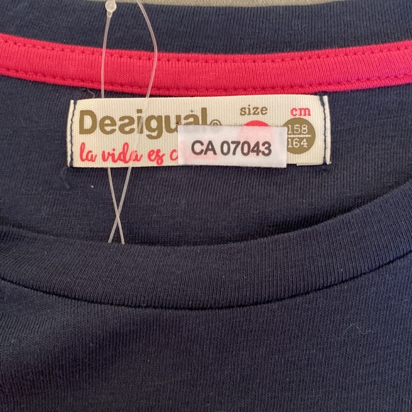 Desigual Long Sleeve Blue/Pink Tee Shirt w/Sequin Embellishment - Size 13/14 - Picture 6 of 9